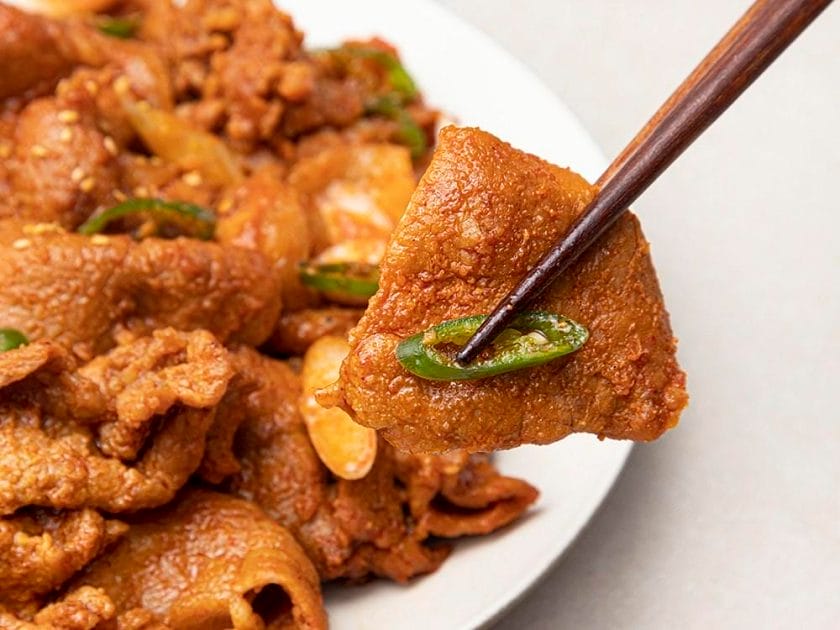 볶음부터 찜까지, 한돈 간장 불고기로 변화를!